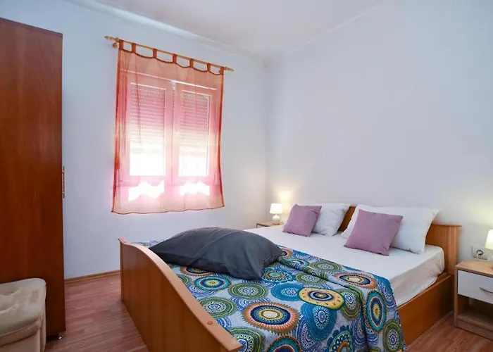 Welcoming With Shared Pool