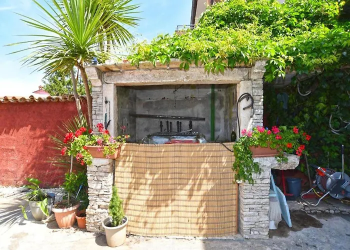 Welcoming With Shared Pool